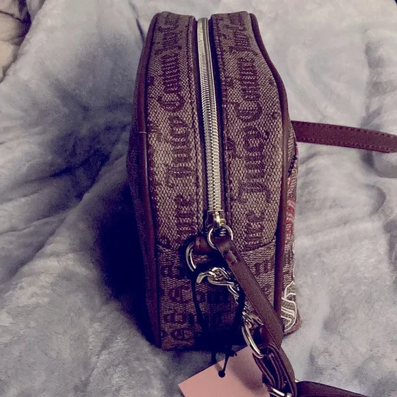 NWT JUICY COUTURE CAMERA CROSSBODY - Picture 4 of 4